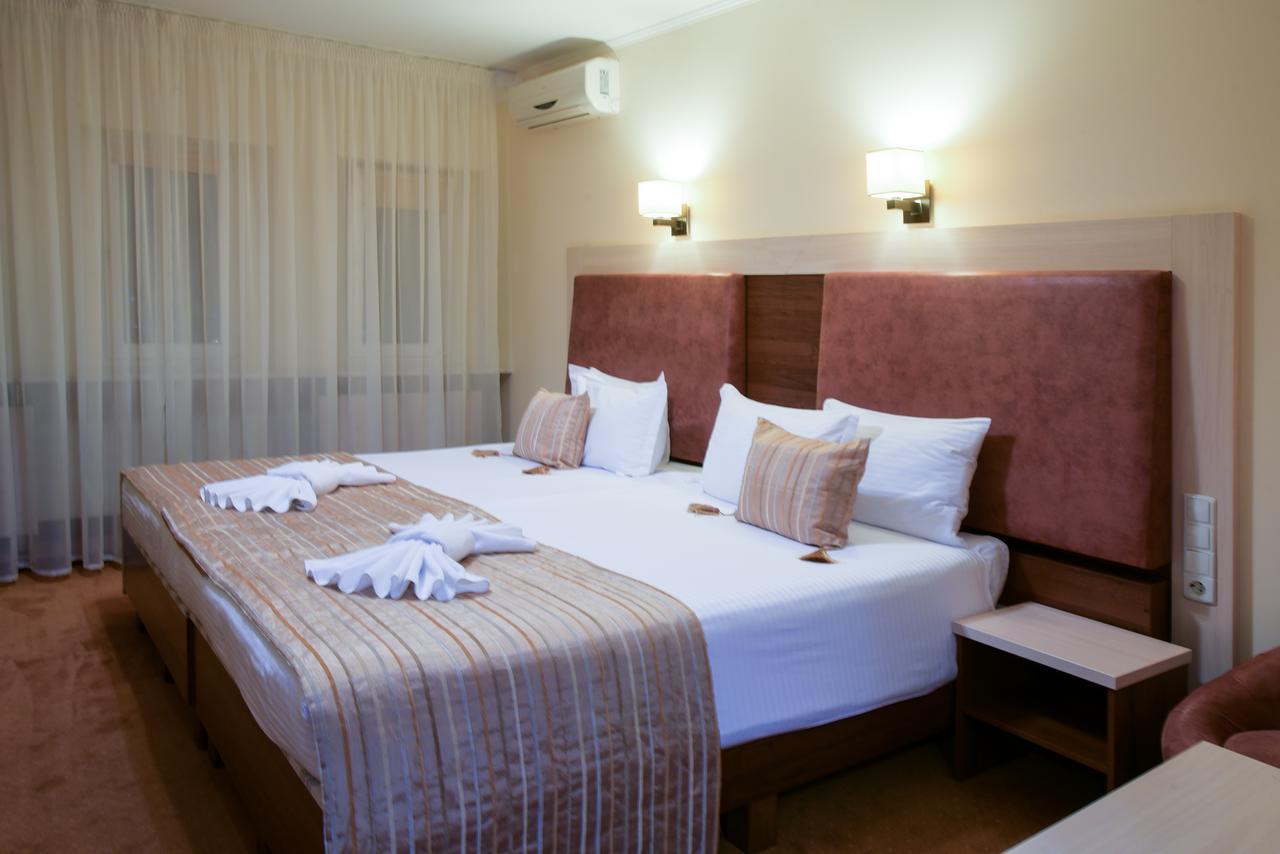 7 Sky Hotel Klinicheskaya Street  Kiew Exterior foto