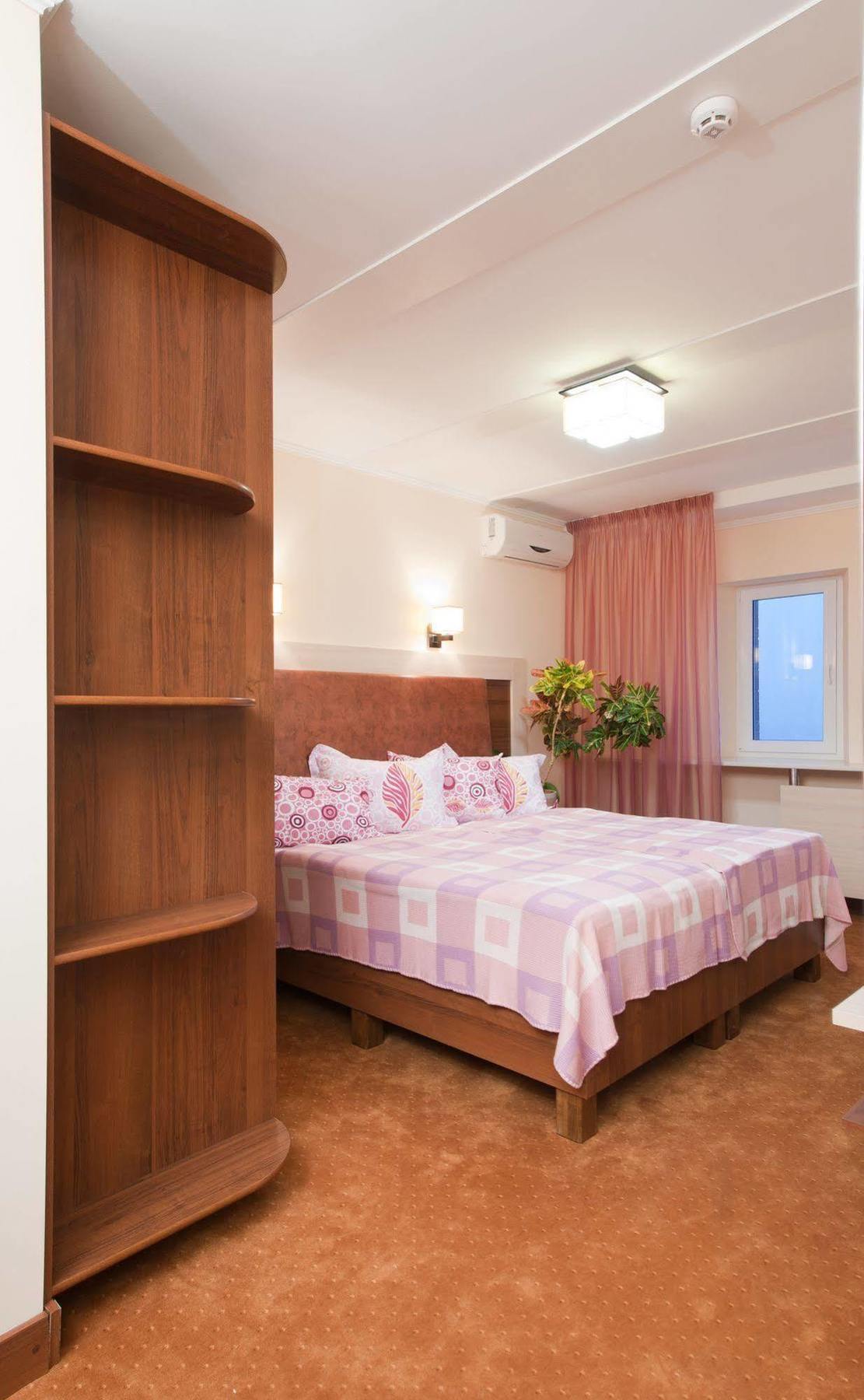 7 Sky Hotel Klinicheskaya Street  Kiew Exterior foto